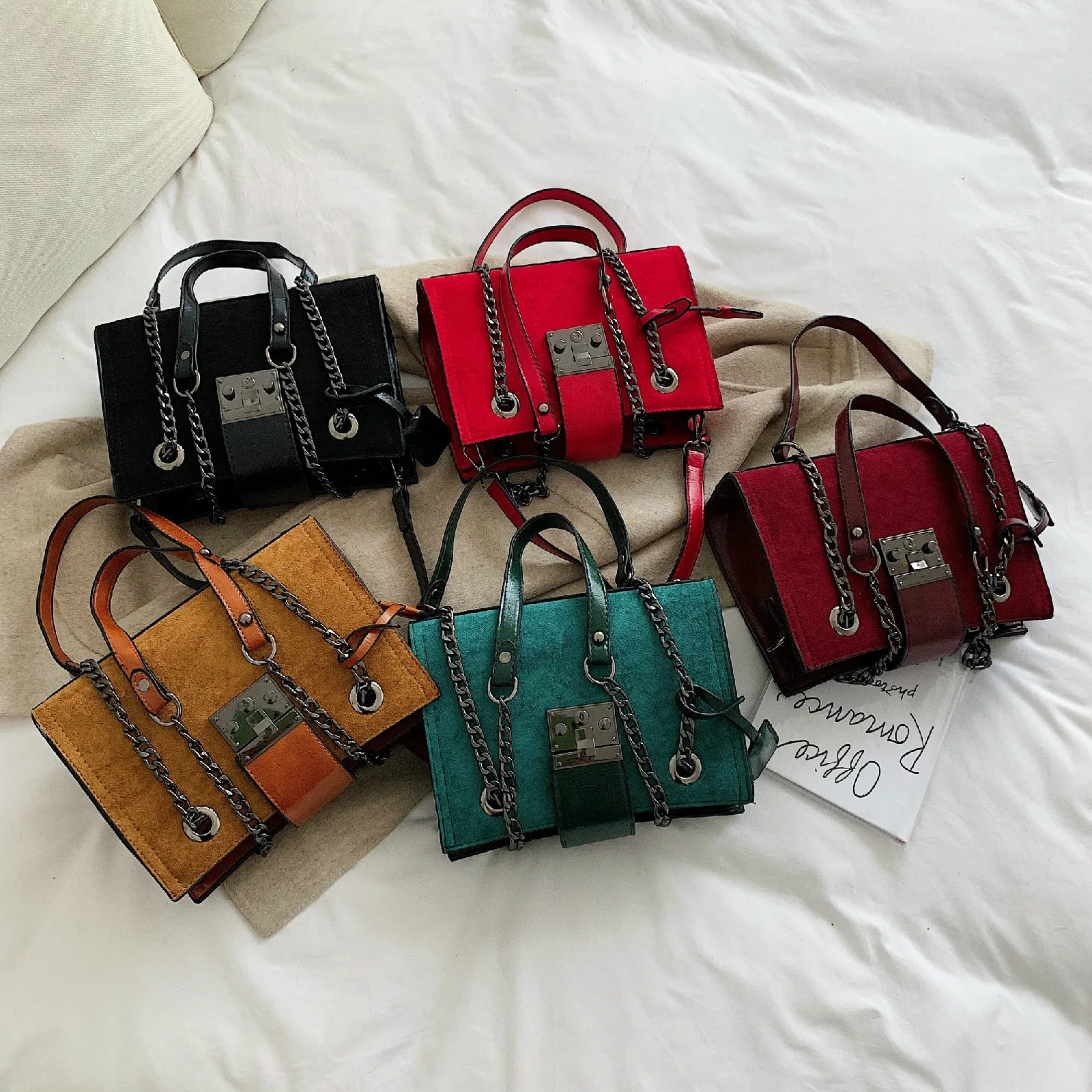 Women Sexy Scrub Leather Crossbody Bags 2020 Small Luxury Quality Shoulder Messenger Bag Female Travel Chain Handbags and Purses
Women Sexy Scrub Leather Crossbody Bags 2020 Small Luxury Quality Shoulder Messenger Bag Female Travel Chain Handbags and Purses