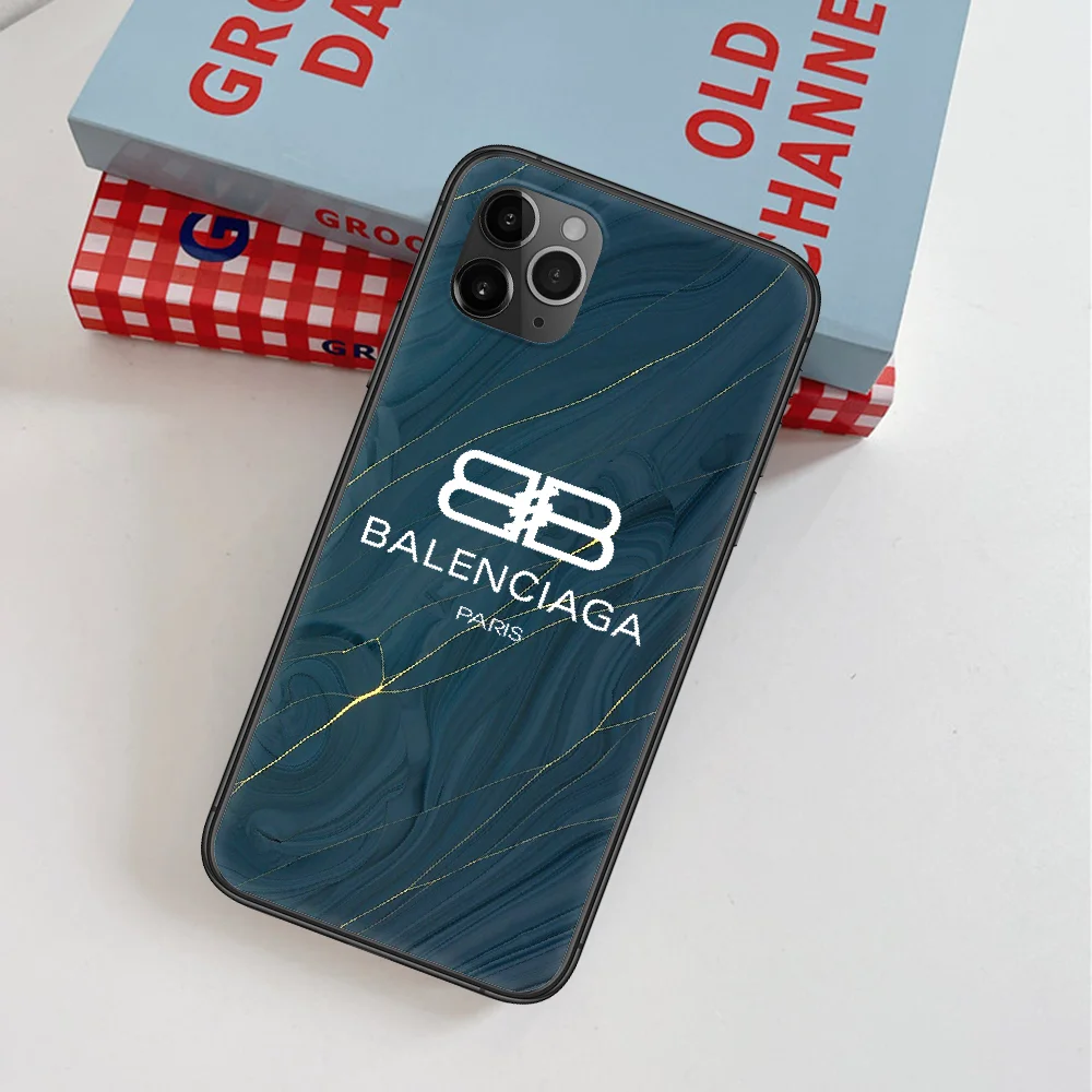 France Luxury Fashion Trend Brand Phone Case For IPhone 4 4s 5 5S SE 5C 6 6S 7 8 Plus X XS XR 11 12 Mini Pro Max 2020 black
France Luxury Fashion Trend Brand Phone Case For IPhone 4 4s 5 5S SE 5C 6 6S 7 8 Plus X XS XR 11 12 Mini Pro Max 2020 black