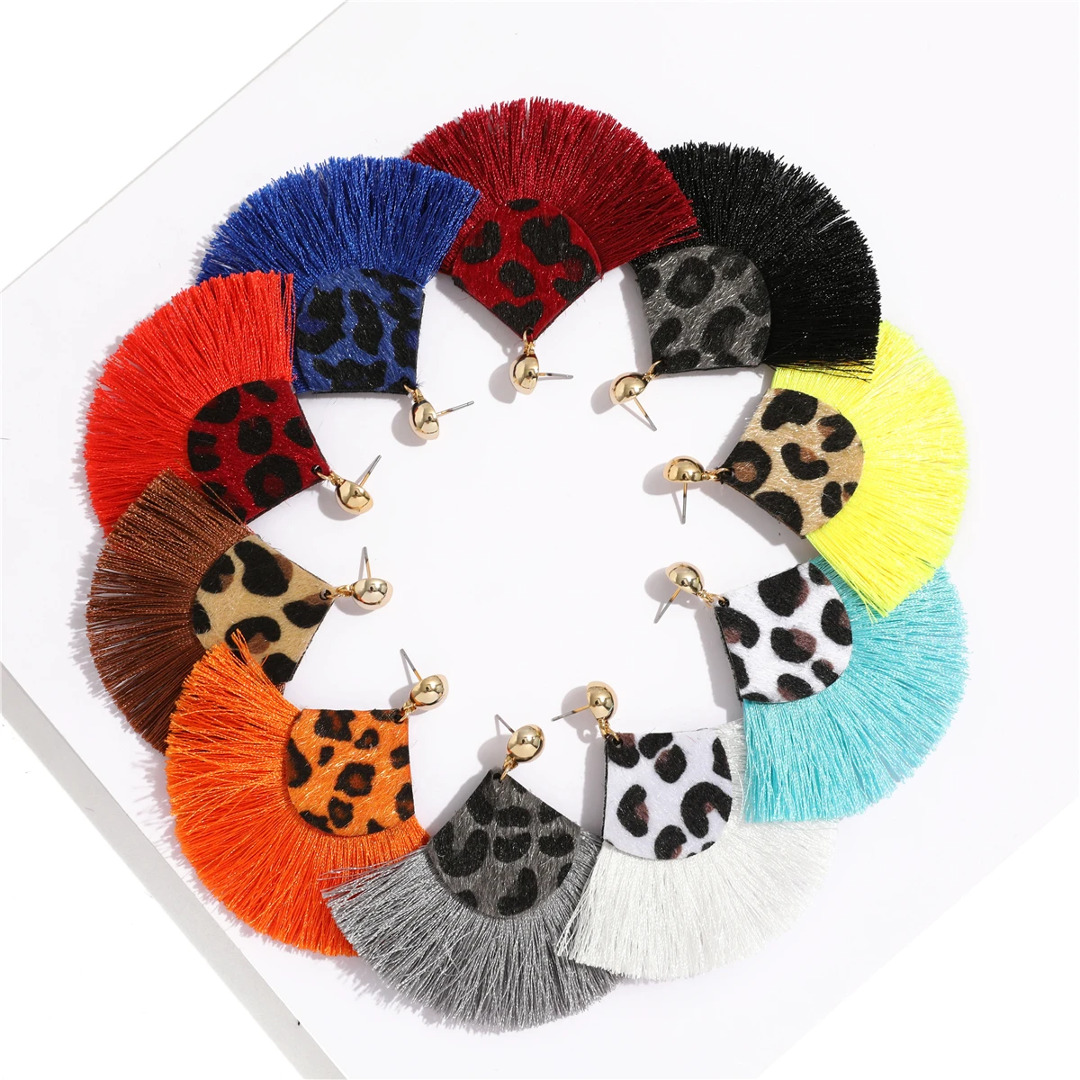 Women'S Earrings Vintage Tassel Earrings For Women Bohemian Big Dangle Drop Female Earring 2020 Brincos Female Fashion Jewelry
Women'S Earrings Vintage Tassel Earrings For Women Bohemian Big Dangle Drop Female Earring 2020 Brincos Female Fashion Jewelry