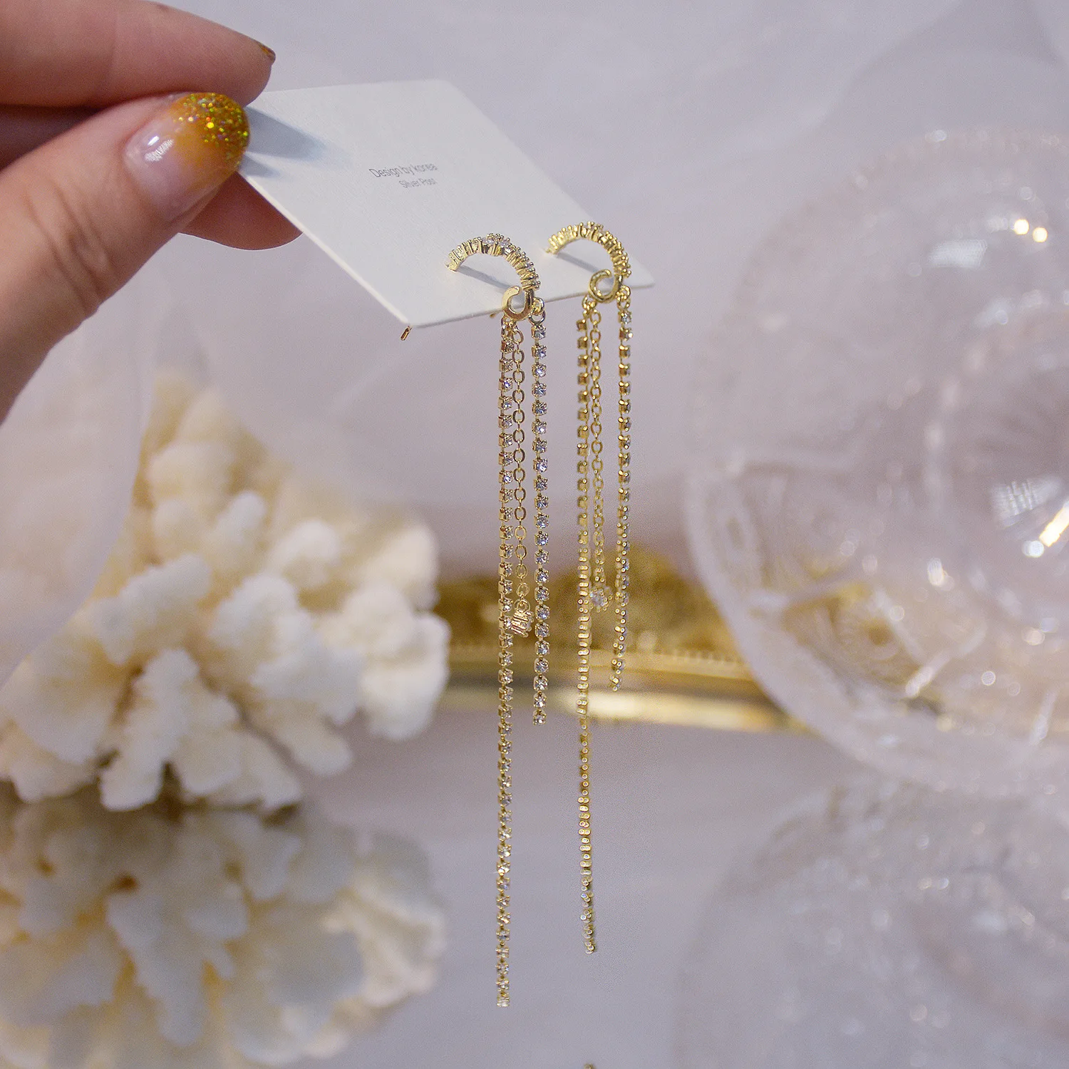 High Quality 14K Real Gold Exquisite Temperament of Long Zircon Chain Stud Earrings for Women Cubic Zircon ZC Earrings
High Quality 14K Real Gold Exquisite Temperament of Long Zircon Chain Stud Earrings for Women Cubic Zircon ZC Earrings