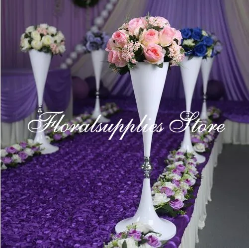 10pcs elegant 70cm Tall White color metal material Flower Stand Wedding Flower Vase Table Centerpiece for Wedding
10pcs elegant 70cm Tall White color metal material Flower Stand Wedding Flower Vase Table Centerpiece for Wedding