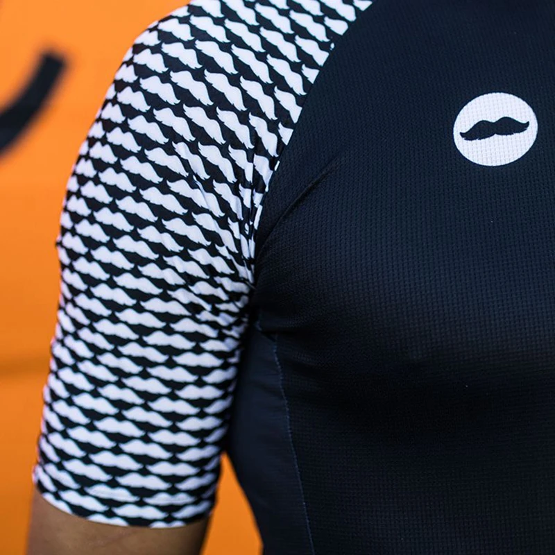 Pro team 2021 cycling gear Breathable Short Sleeve cycling clothes New style road cycling tops wear Men bicycle shirts Bearded
Pro team 2021 cycling gear Breathable Short Sleeve cycling clothes New style road cycling tops wear Men bicycle shirts Bearded