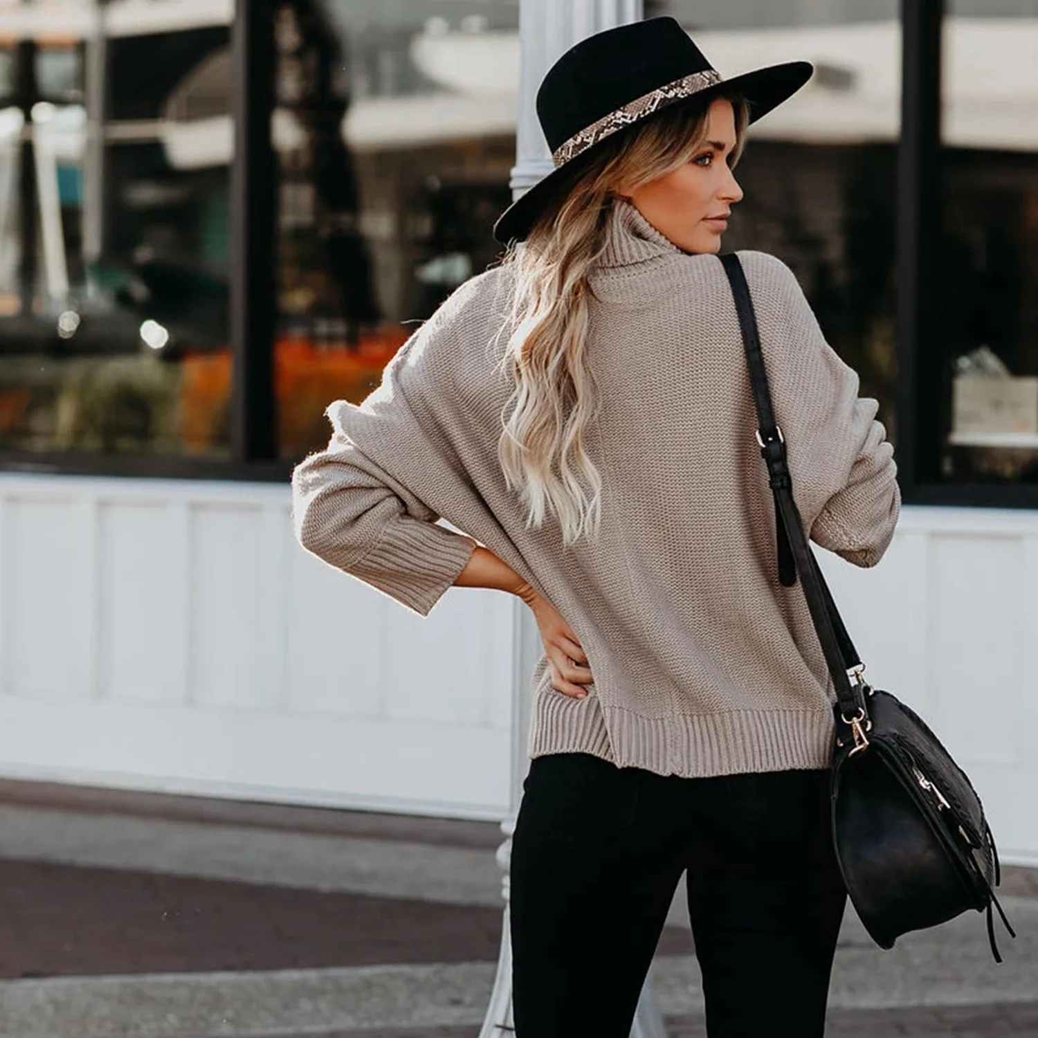 Women's Turtleneck Sweaters Solid Color Loose Thick Pullovers Knitting Sweater and Jumper Womens Long Sleeve All-match Sweaters
Women's Turtleneck Sweaters Solid Color Loose Thick Pullovers Knitting Sweater and Jumper Womens Long Sleeve All-match Sweaters