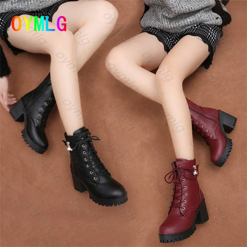 2021 autumn high platform wedge heel round toe short boots black lace up all-match Martin boots women's boots womens shoes 
2021 autumn high platform wedge heel round toe short boots black lace up all-match Martin boots women's boots womens shoes