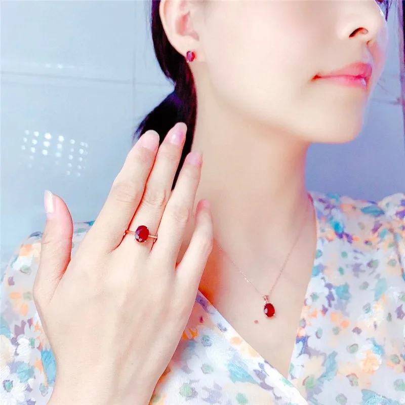 s925 sterling silver rose gold plated Handling Ruby set ring pendant necklace earrings women's jewelry wedding gift
s925 sterling silver rose gold plated Handling Ruby set ring pendant necklace earrings women's jewelry wedding gift