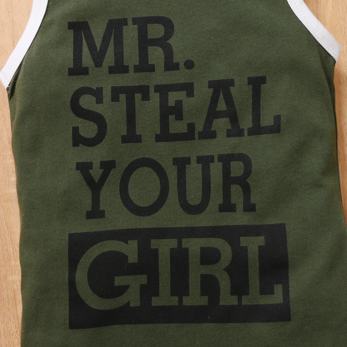 Little Boys Vest and Shorts Suit Special Letter Printed Sleeveless Tops and Stripe Short Pants
Little Boys Vest and Shorts Suit Special Letter Printed Sleeveless Tops and Stripe Short Pants