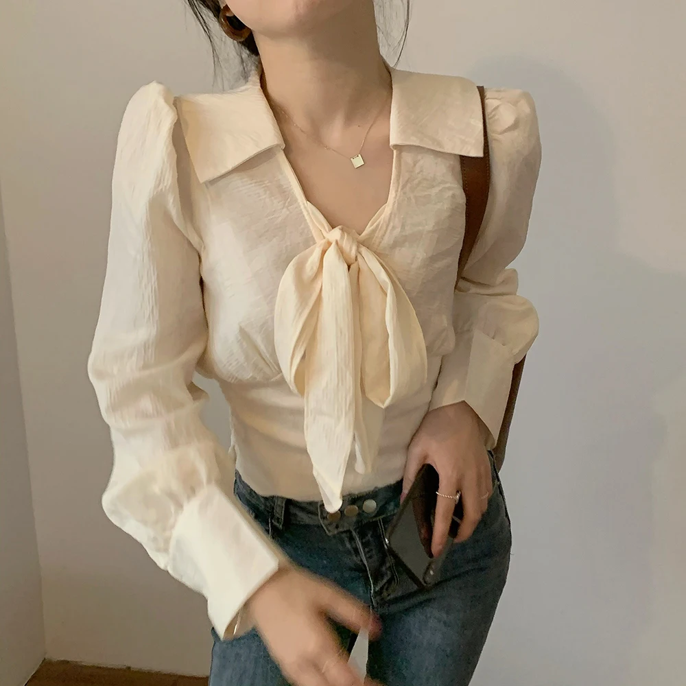 2021 Autumn Winter Women Blouses Long Sleeve Bow Tie Slim Elegant Korean Style Ladies Tops Femme Casual Blusas Mujer
2021 Autumn Winter Women Blouses Long Sleeve Bow Tie Slim Elegant Korean Style Ladies Tops Femme Casual Blusas Mujer