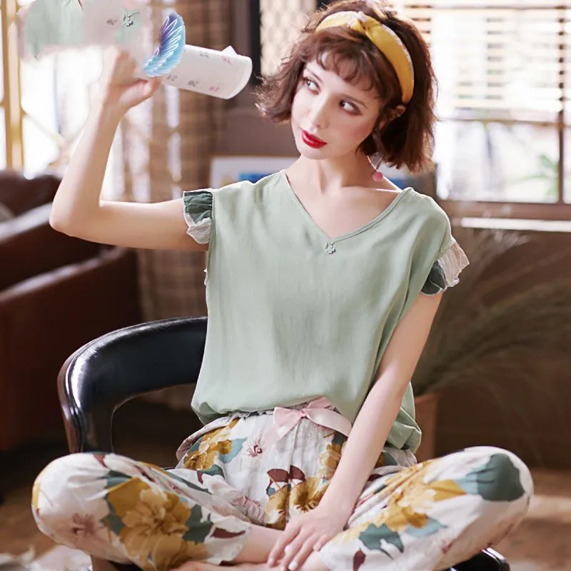 Fashion Pajamas Set Women Summer Mom Sexy Flower Cotton Pyjamas Long Pants Short Shirt Big Size Pregnant Home Mom New Sleepwear
Fashion Pajamas Set Women Summer Mom Sexy Flower Cotton Pyjamas Long Pants Short Shirt Big Size Pregnant Home Mom New Sleepwear