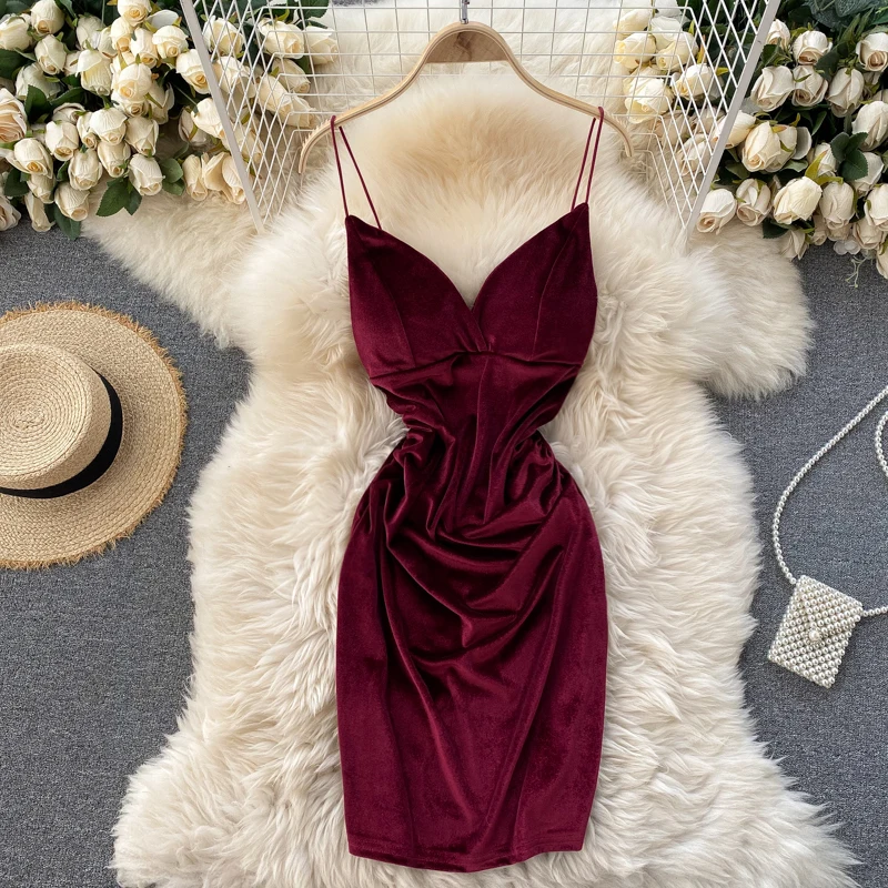 Sexy Spaghetti Strap Velvet Dress Deep V Neck Sleeveless High Waist Mini Bodycon Dress Backless Evening Party Dresses Vestidos
Sexy Spaghetti Strap Velvet Dress Deep V Neck Sleeveless High Waist Mini Bodycon Dress Backless Evening Party Dresses Vestidos