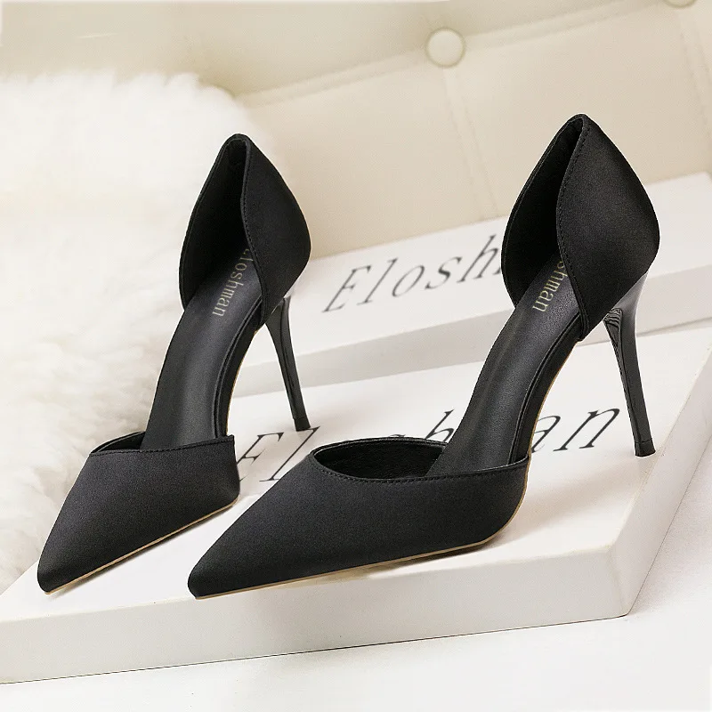 Dress Shoes Women High Heels Sandals Women Fashion Heels Elegant Shoes Black Heels Party Shoes Woman 2020 Fetish High Heels Buty
Dress Shoes Women High Heels Sandals Women Fashion Heels Elegant Shoes Black Heels Party Shoes Woman 2020 Fetish High Heels Buty