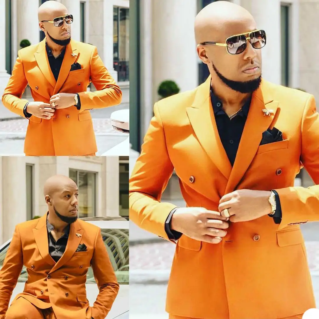 High Quality Mens Formal Tuxedos Double Breasted Business Suits Groom Wedding Prom Party Outfit Two Pieces (Jacket+Pants)
High Quality Mens Formal Tuxedos Double Breasted Business Suits Groom Wedding Prom Party Outfit Two Pieces (Jacket+Pants)