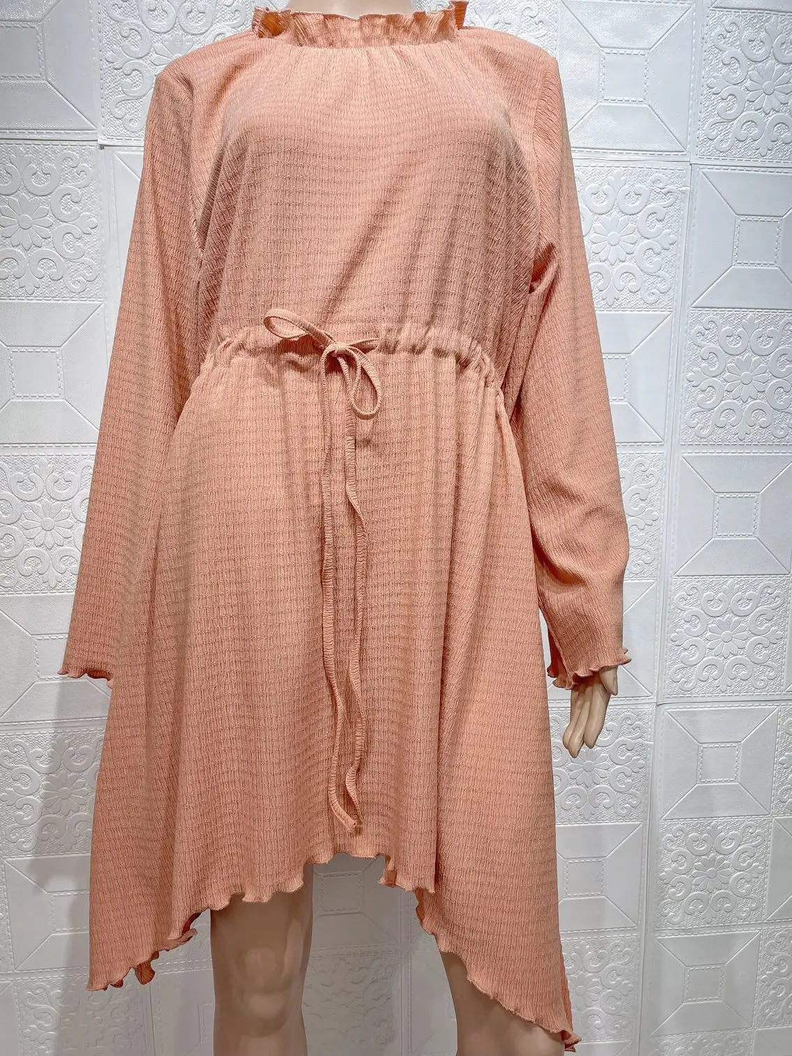 Latest Silky Smooth Fabric Muslim Robe Abaya Female Full Length Simple Muslim Abaya Worship Service Abayas With Belt
Latest Silky Smooth Fabric Muslim Robe Abaya Female Full Length Simple Muslim Abaya Worship Service Abayas With Belt