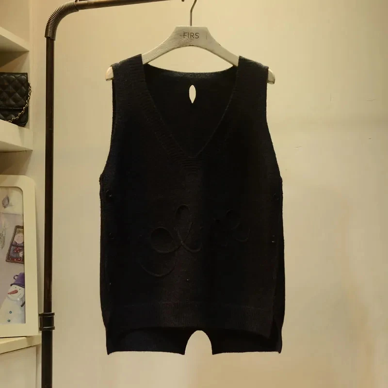 Woman Sweaters 2021 Autumn V-neck Sleeveless Buttons Letter Printing Sweater Vest Fashion All-match Loose Knitted Sweaters Vest
Woman Sweaters 2021 Autumn V-neck Sleeveless Buttons Letter Printing Sweater Vest Fashion All-match Loose Knitted Sweaters Vest