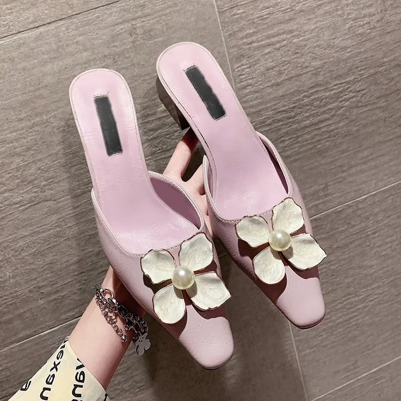 Summer Elegant Flower Temperament Pointed High-Heeled Muller Shoes, Exquisite Fashion Ladies Baotou Half Slippers For Outer Wear
Summer Elegant Flower Temperament Pointed High-Heeled Muller Shoes, Exquisite Fashion Ladies Baotou Half Slippers For Outer Wear