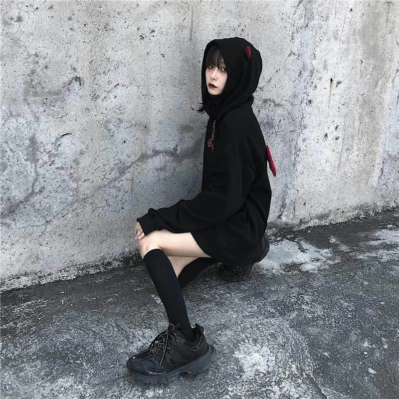 Lente Herfst Vrouwen Sweatshirts High Street Harajuku Leuke Hoodies Punk Gothic Duivel Hoorn Chic Hooded Trui Losse Zweet CA6865
Lente Herfst Vrouwen Sweatshirts High Street Harajuku Leuke Hoodies Punk Gothic Duivel Hoorn Chic Hooded Trui Losse Zweet CA6865