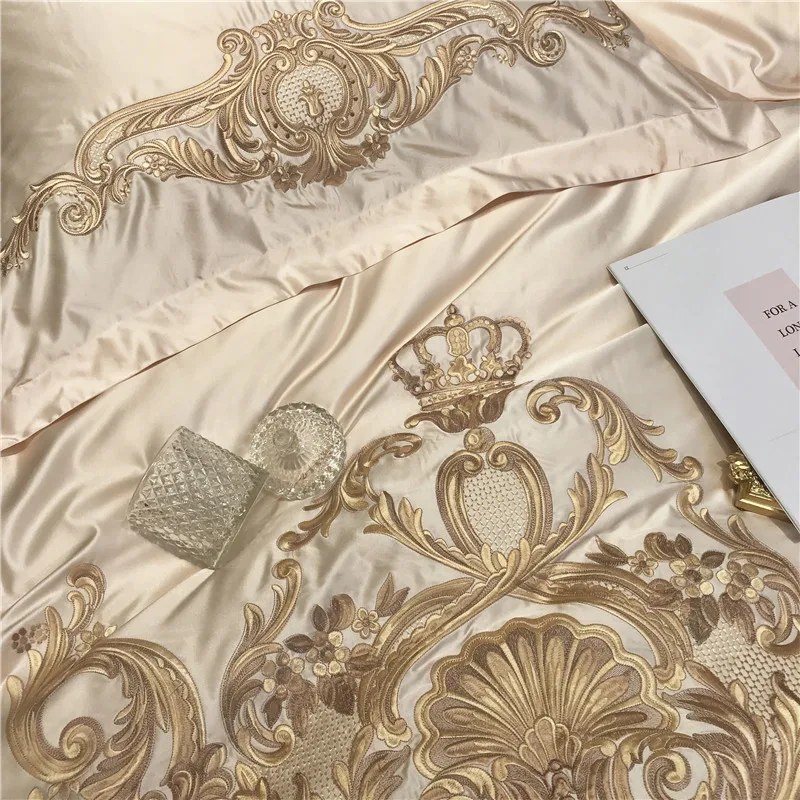 Luxury Champagne Blue Silk Egyptian Cotton Gold Embroidery European Palace Bedding Set Duvet Cover Bed sheet/Linen Pillowcases 
Luxury Champagne Blue Silk Egyptian Cotton Gold Embroidery European Palace Bedding Set Duvet Cover Bed sheet/Linen Pillowcases