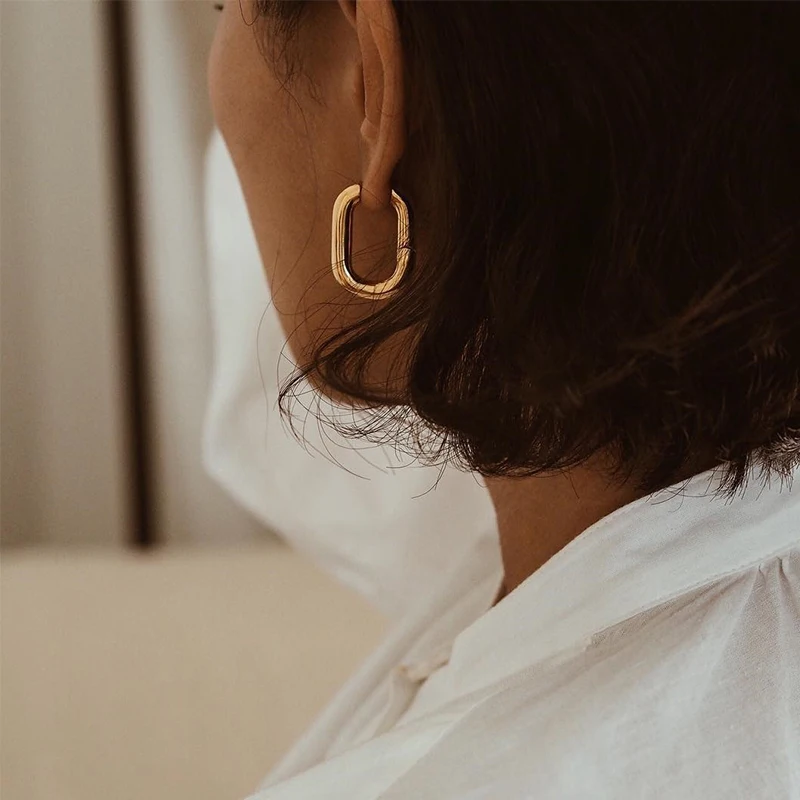 2022 Fashion Vintage Stud Earrings For Women Exquisite Statement Geometric Gold Earrings Wedding Jewelry
2022 Fashion Vintage Stud Earrings For Women Exquisite Statement Geometric Gold Earrings Wedding Jewelry