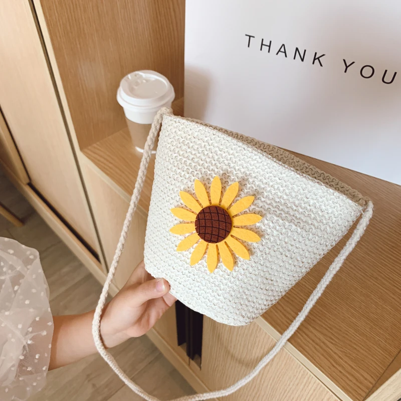 bags for women 2020 new summer white fashion woven beach shoulder bag luxury designer mini loose change clutch crossbody girl
bags for women 2020 new summer white fashion woven beach shoulder bag luxury designer mini loose change clutch crossbody girl