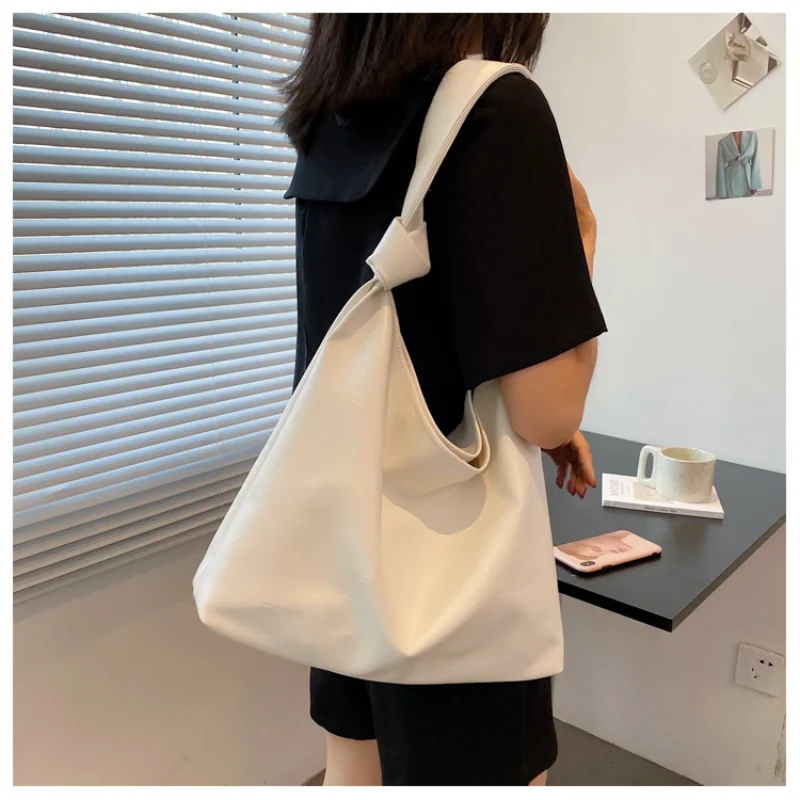 Women Large Capacity Top-handle Bags High Quality Soft PU Leather Shoulder Shopper Bags for Women Designer Sac Main
Women Large Capacity Top-handle Bags High Quality Soft PU Leather Shoulder Shopper Bags for Women Designer Sac Main