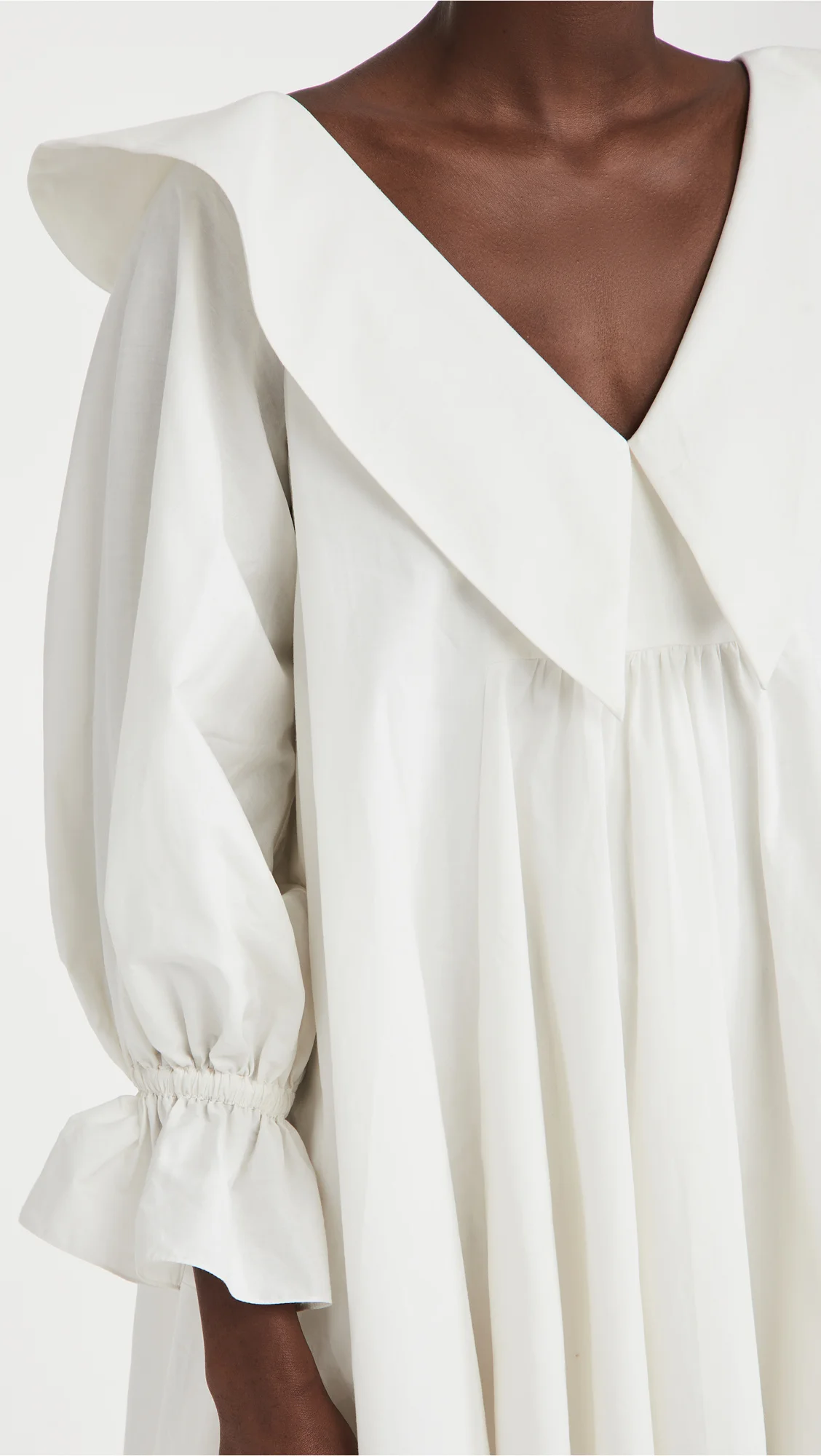 White Mini Dress For Women Elegant V-neck Wrist Butterfly Sleeve Designed A-line Party Dress Casual Loose Soft Dress Summer 2021
White Mini Dress For Women Elegant V-neck Wrist Butterfly Sleeve Designed A-line Party Dress Casual Loose Soft Dress Summer 2021