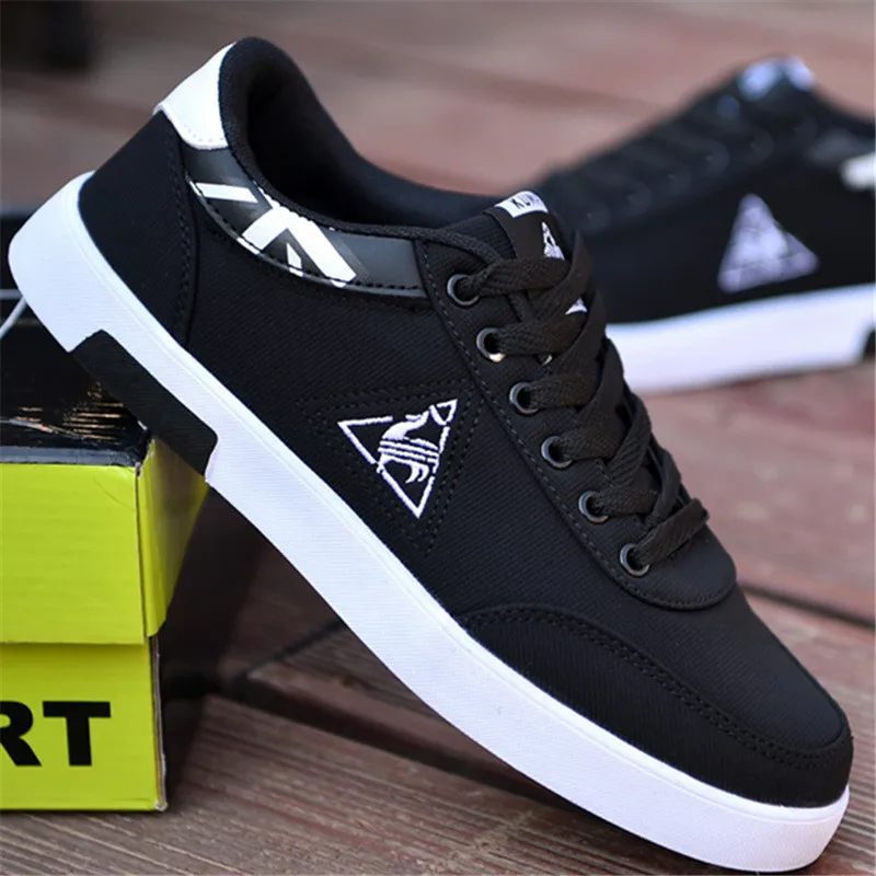 Men's Sports Shoes 2021 New Outdoor Sports Canvas Shoes Men's Casual Shoes Fashionable Anti Slip Breathable Vulcanized Shoes 
Men's Sports Shoes 2021 New Outdoor Sports Canvas Shoes Men's Casual Shoes Fashionable Anti Slip Breathable Vulcanized Shoes