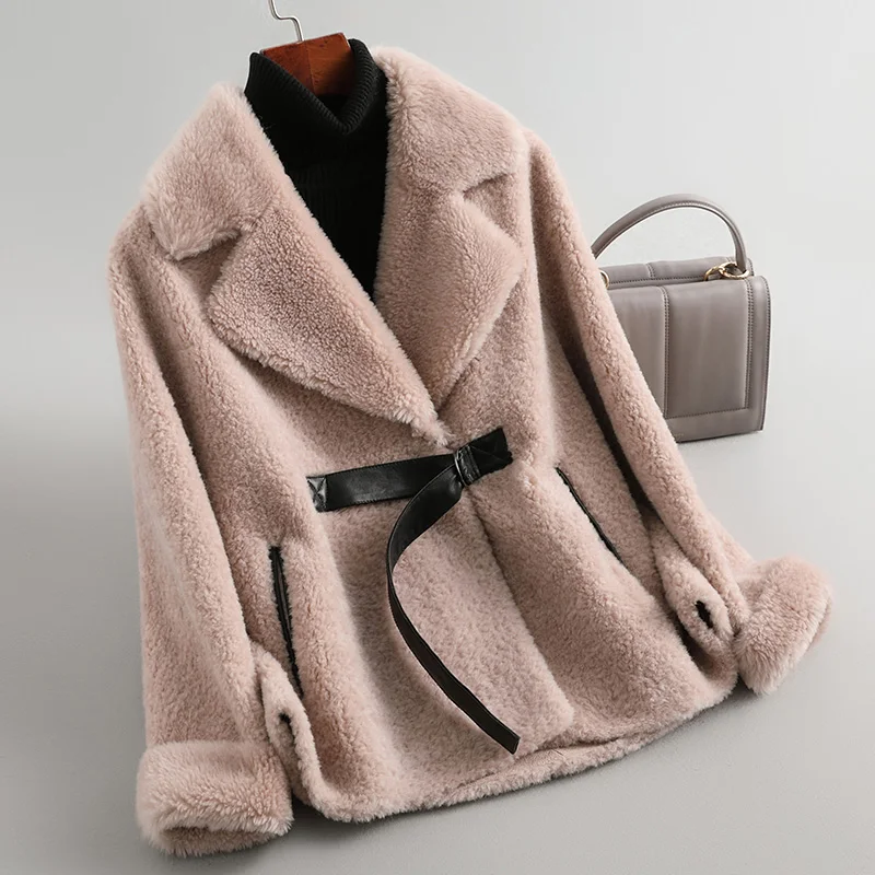 JCHB 2021 Short Real Fur Coat Female 100% Wool Korean Style Woman Jacket Autumn Winter Clothes Women Abrigos Mujer Invierno Pph
JCHB 2021 Short Real Fur Coat Female 100% Wool Korean Style Woman Jacket Autumn Winter Clothes Women Abrigos Mujer Invierno Pph