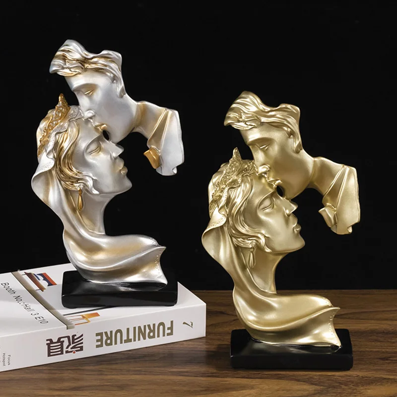 Home Decoration Nordic Retro Creative One Kiss Lovers Resin Figurine Craft Ornaments High Quality Office Display Couple Gifts
Home Decoration Nordic Retro Creative One Kiss Lovers Resin Figurine Craft Ornaments High Quality Office Display Couple Gifts