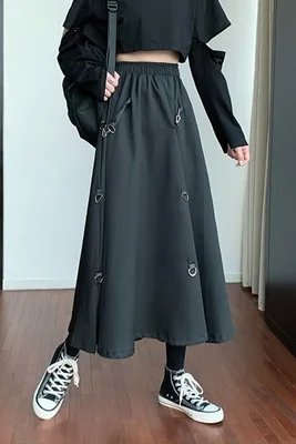 The new elastic waist shows thin lock buckle design loose with personality medium-length half-length skirt
The new elastic waist shows thin lock buckle design loose with personality medium-length half-length skirt