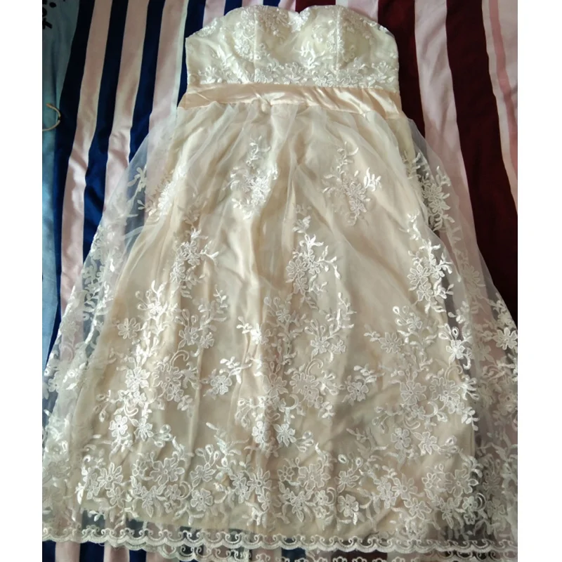 Hot Sale Beach Party Dress 2021 Short Champagne White Appliqued Lace Dresses Knee Length Backless Wedding Bridesmaid Vestidos
Hot Sale Beach Party Dress 2021 Short Champagne White Appliqued Lace Dresses Knee Length Backless Wedding Bridesmaid Vestidos