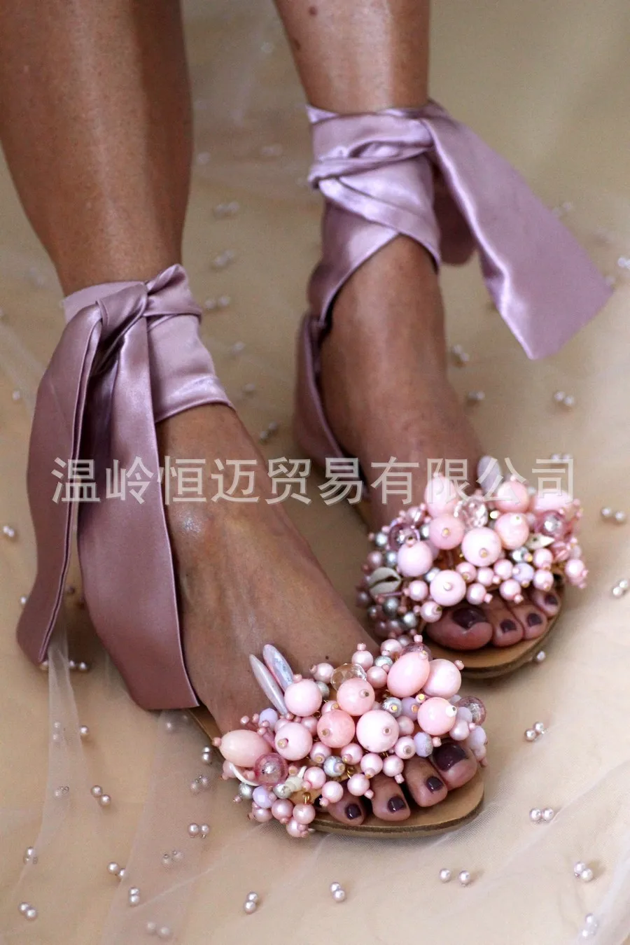 2020 Handmade Sandals Women Flat Sandals Ankle Strap Beaded Special Women's Shoes Beach Sandals Plus Size 35-43 tyh789
2020 Handmade Sandals Women Flat Sandals Ankle Strap Beaded Special Women's Shoes Beach Sandals Plus Size 35-43 tyh789