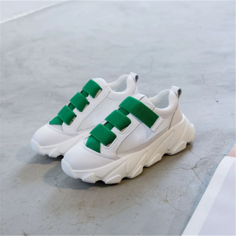 ASUMER Plus size 35-42 Genuine leather sneakers women casual shoes flats female transparent bottom ladies platform flat shoes
ASUMER Plus size 35-42 Genuine leather sneakers women casual shoes flats female transparent bottom ladies platform flat shoes