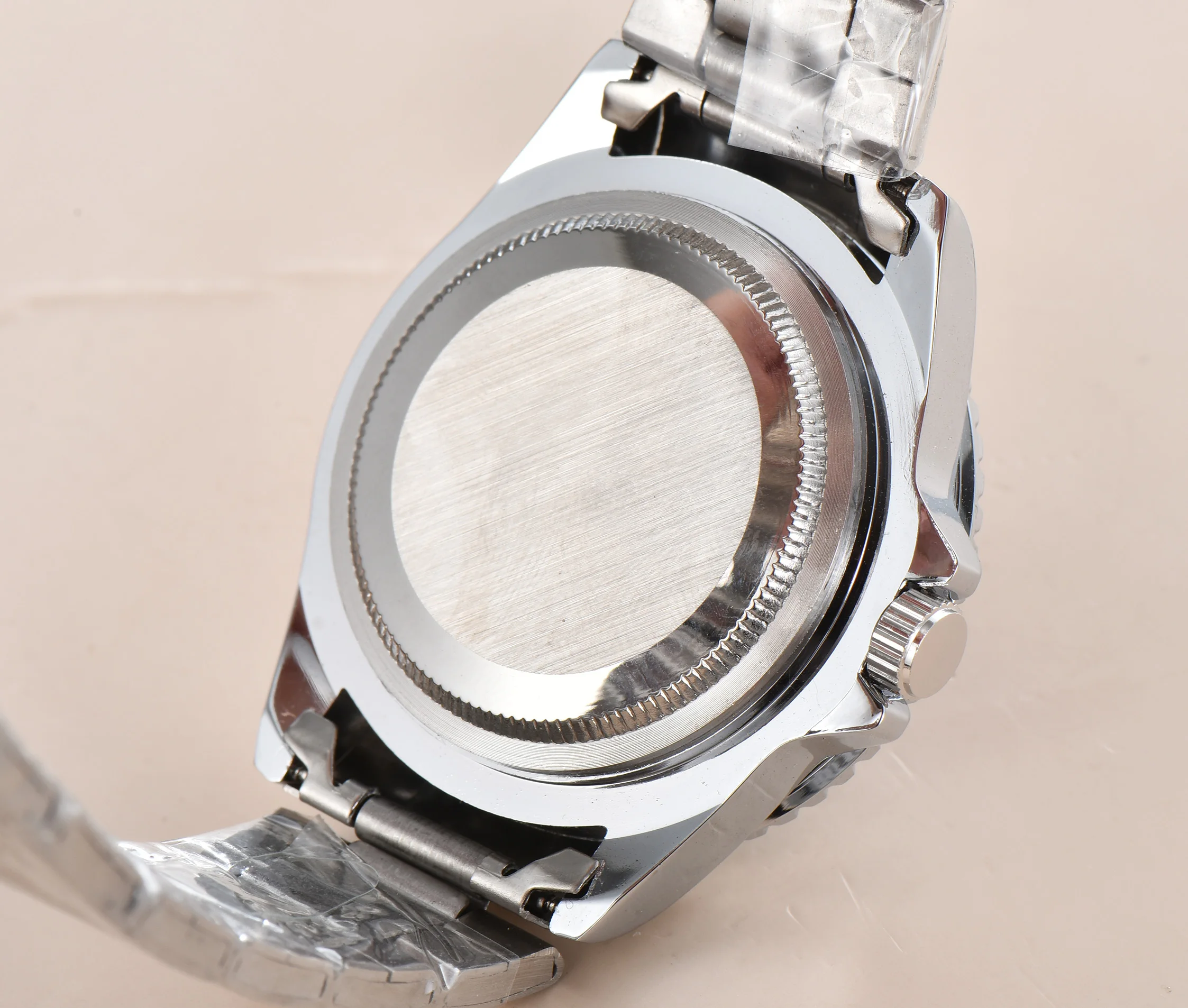 2021 New Brand Vodrich Classic Blue Black GMT Men Quartz Watch 40mm Women Men Alloy Quartz Watch Gifts
2021 New Brand Vodrich Classic Blue Black GMT Men Quartz Watch 40mm Women Men Alloy Quartz Watch Gifts