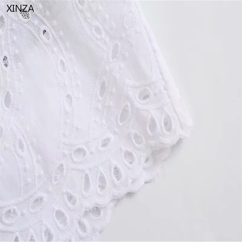2021 ZA White Openwork Embroidered Summer Shirt Women Vintage Long Sleeve Cropped Embroidery Top Woman Chic Button Up Blouse
2021 ZA White Openwork Embroidered Summer Shirt Women Vintage Long Sleeve Cropped Embroidery Top Woman Chic Button Up Blouse