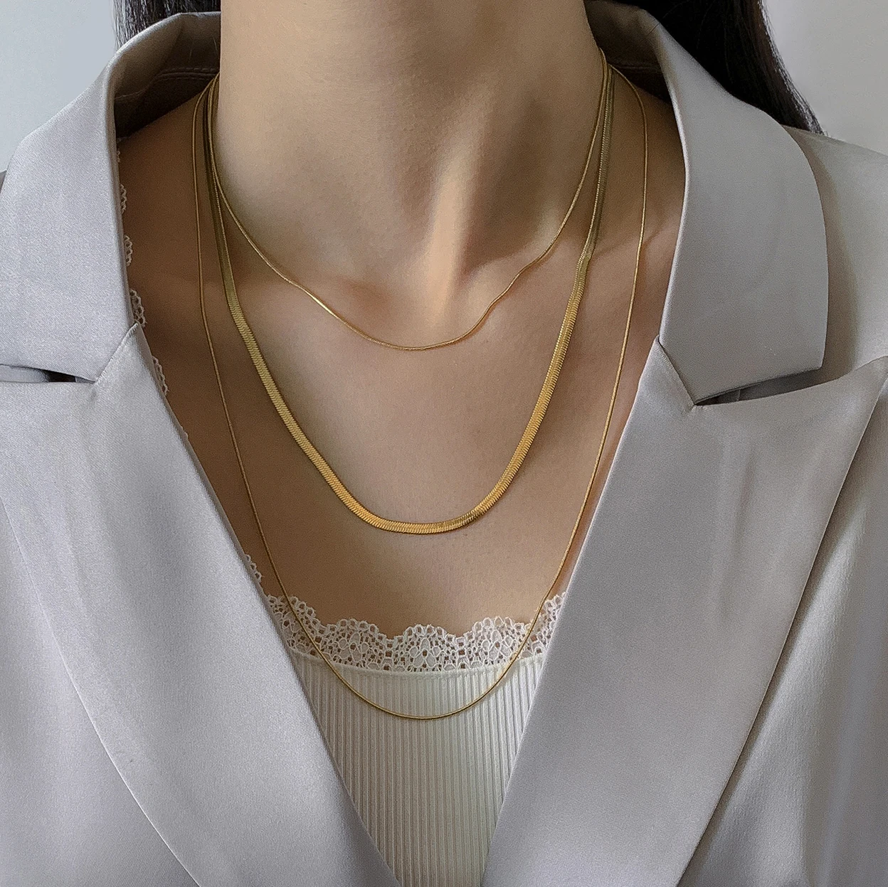 Ingemark Classic Unisex Snake Bone Choker Necklace for Women Men Steampunk Stainless Steel Water Proof Long Chain Punk Jewelry
Ingemark Classic Unisex Snake Bone Choker Necklace for Women Men Steampunk Stainless Steel Water Proof Long Chain Punk Jewelry