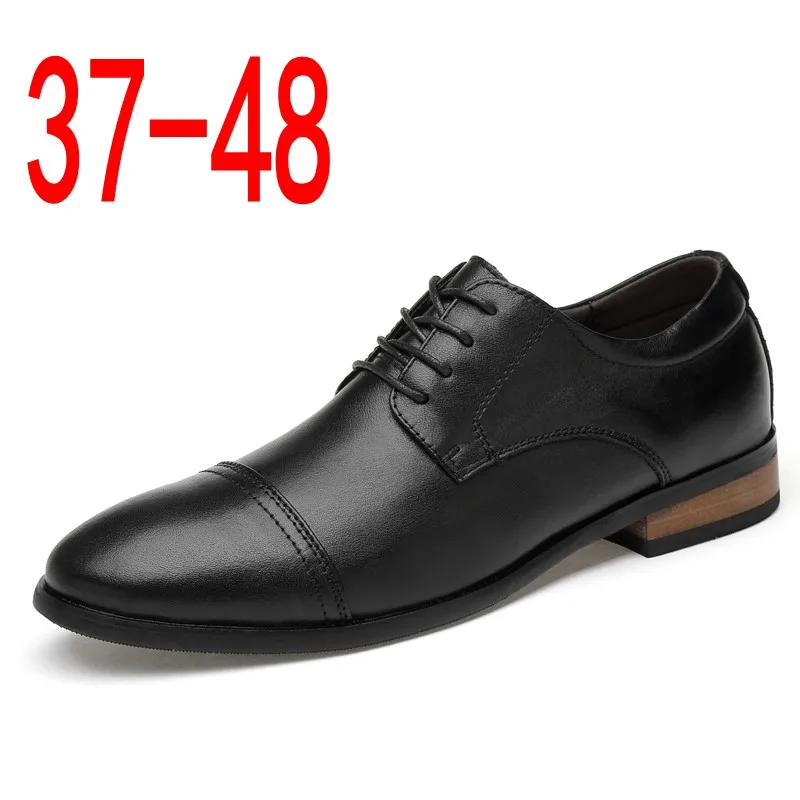 

Мужские модельные туфли 37-48, деловые туфли из мягкой натуральной кожи, с острым носком, мужские туфли-оксфорды на плоской подошве, размера пл...