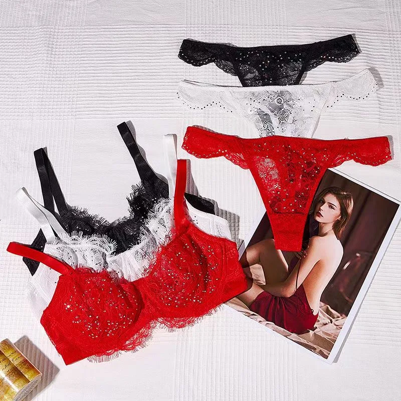 2 Piece Sexy Women's Underwear Set Comfortable Bras And Panties Lingerie Adjustable Lace Rhinestone Brand Design Underwear Sets
2 Piece Sexy Women's Underwear Set Comfortable Bras And Panties Lingerie Adjustable Lace Rhinestone Brand Design Underwear Sets