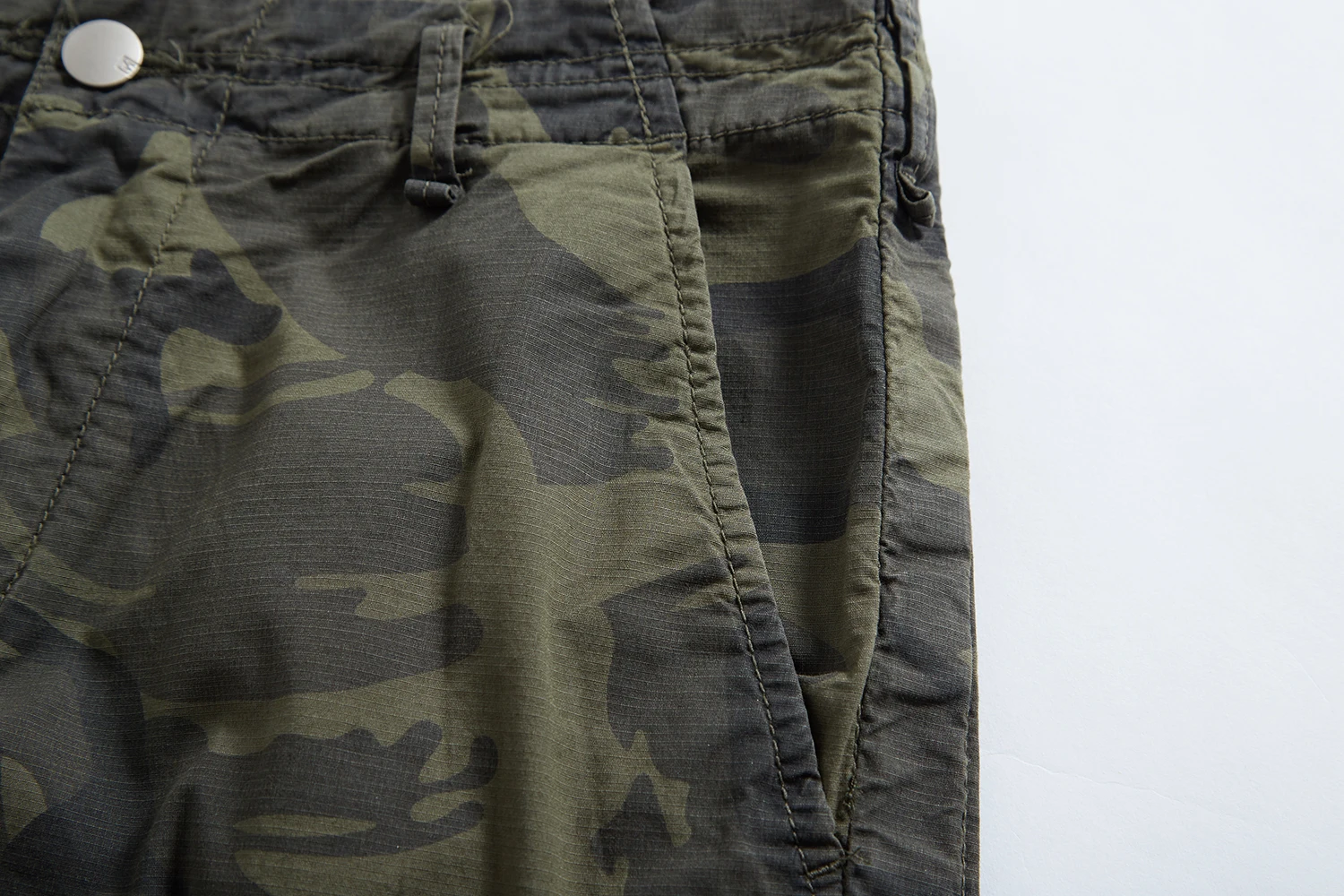 Men's Shorts Summer Male Casual Clothing Camouflage Street Beach Trousers Running Cargo Pants
Men's Shorts Summer Male Casual Clothing Camouflage Street Beach Trousers Running Cargo Pants
