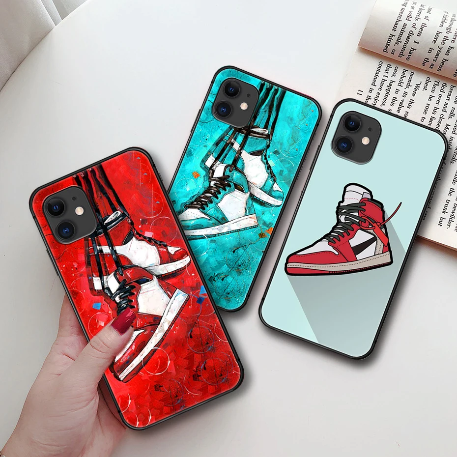 Custodia per telefono SHACK Shoe Sneakers per Iphone 5 5s SE 2020 6 6S 7 8 Plus 11 12 Mini X XS XR Pro Max Black Coque Trend Cov
Custodia per telefono SHACK Shoe Sneakers per Iphone 5 5s SE 2020 6 6S 7 8 Plus 11 12 Mini X XS XR Pro Max Black Coque Trend Cov