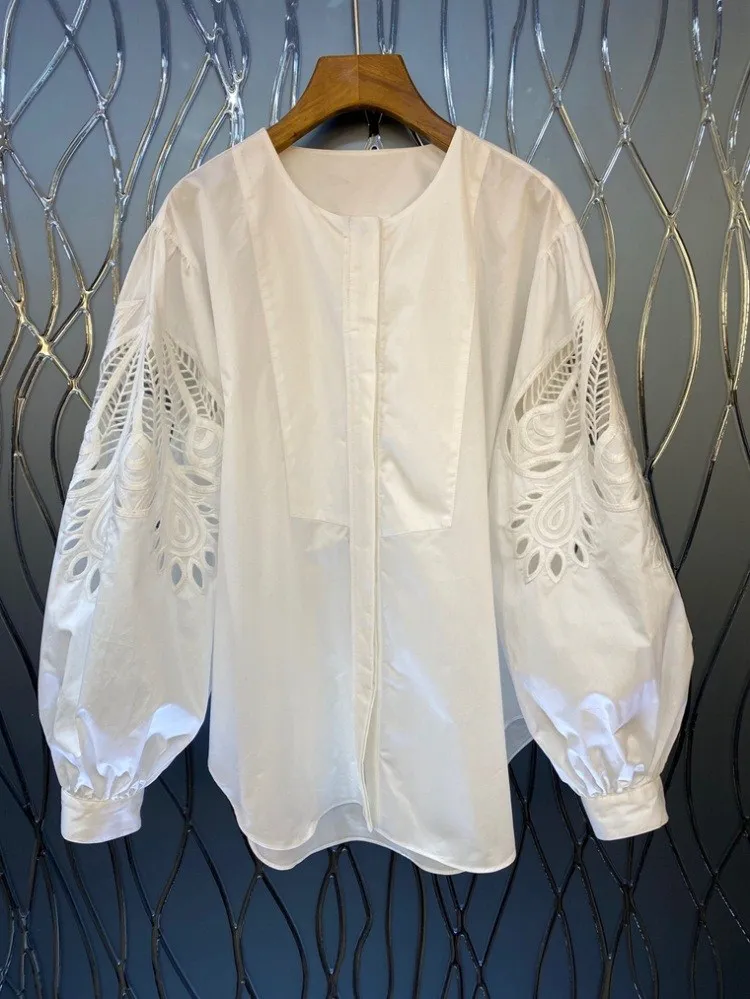 Plus size Blouse Shirt 2022 Spring Summer High Quality Cotton Blouses Women Hollow Out Embroidery Long Sleeve White Blue Tops
Plus size Blouse Shirt 2022 Spring Summer High Quality Cotton Blouses Women Hollow Out Embroidery Long Sleeve White Blue Tops