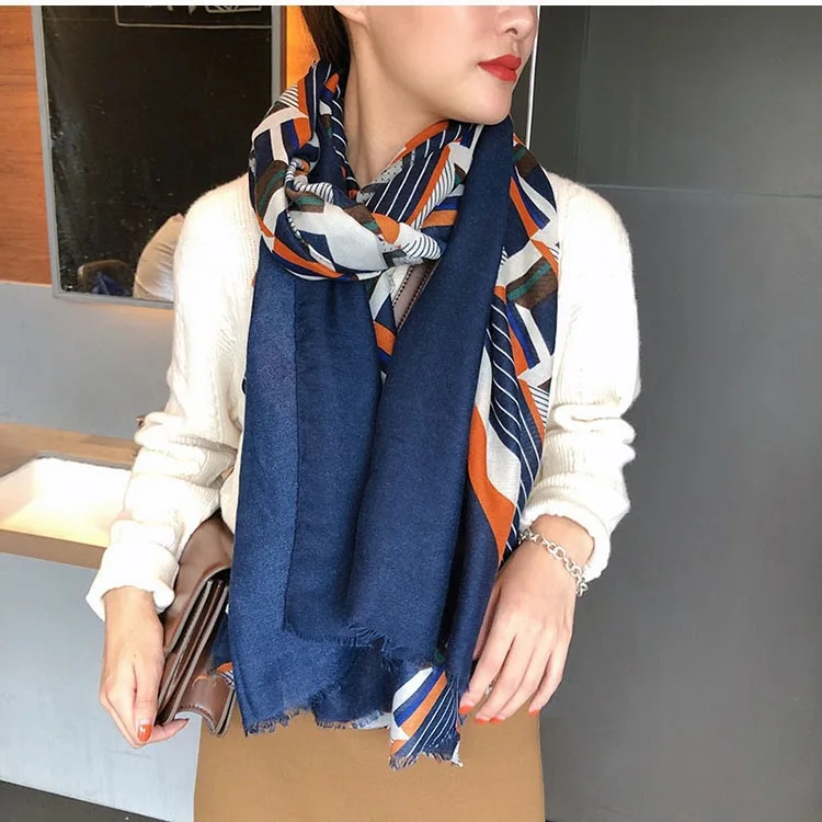 Luxury brand scarves Women winter Print silk scarf lady Fashion cotton material Beach Shawl Soft Pashminas
Luxury brand scarves Women winter Print silk scarf lady Fashion cotton material Beach Shawl Soft Pashminas