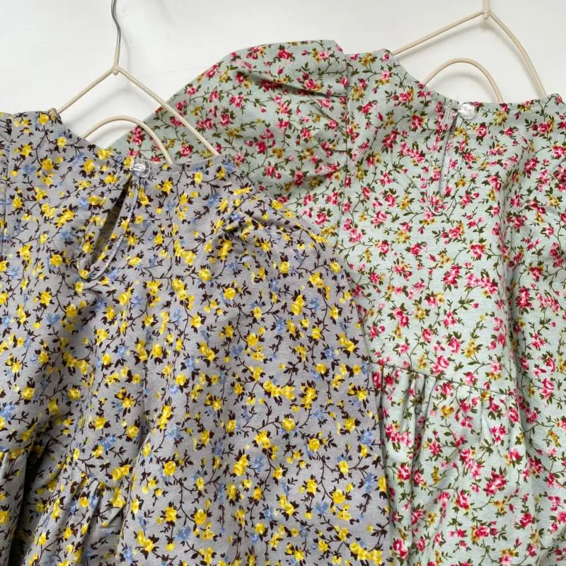 Kids Little Girls Vintage Dress with Floral Pattern 2021 Children's Clothing Korean Flower Baby Girls Loose One Piece Dresses 
Kids Little Girls Vintage Dress with Floral Pattern 2021 Children's Clothing Korean Flower Baby Girls Loose One Piece Dresses