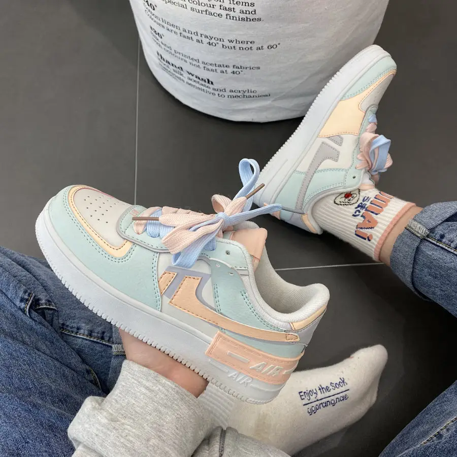 New Women Fashion White Shoes Student Board Casual Shoes Air Macaron Female Sneakers Sports Lace Up Platform Shoe
New Women Fashion White Shoes Student Board Casual Shoes Air Macaron Female Sneakers Sports Lace Up Platform Shoe