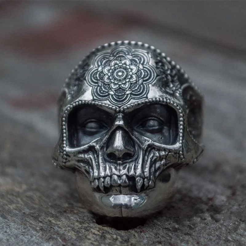 Anillo calavera de azúcar pesada para hombre, joya de Metal de Color plateado único, Mandala, flor, jewelry silver
Anillo calavera de azúcar pesada para hombre, joya de Metal de Color plateado único, Mandala, flor, jewelry silver