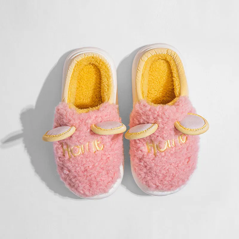 Fluffyfun 2021 New Arrival Winter Warm Plush Cotton Home Slippers for Women Men Fluffy Soft Thick Sole Cute Cartoon Indoor Shoes
Fluffyfun 2021 New Arrival Winter Warm Plush Cotton Home Slippers for Women Men Fluffy Soft Thick Sole Cute Cartoon Indoor Shoes