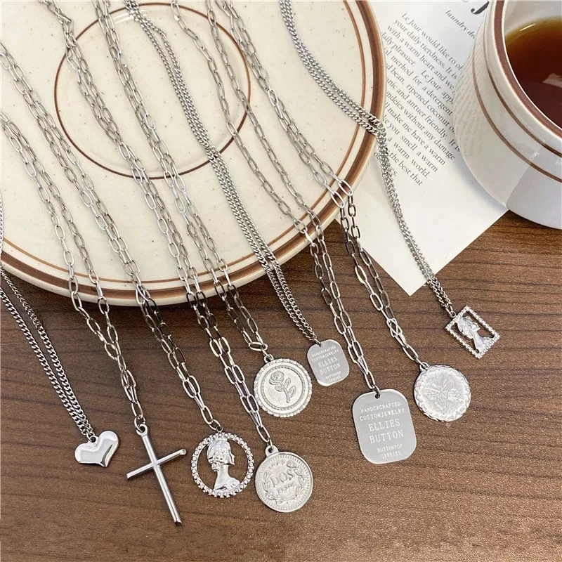European American Metallic Silver Steel Titanium Chain Head Coin Necklace Niche Design Clavicle Sweater 2021 Jewelry
European American Metallic Silver Steel Titanium Chain Head Coin Necklace Niche Design Clavicle Sweater 2021 Jewelry