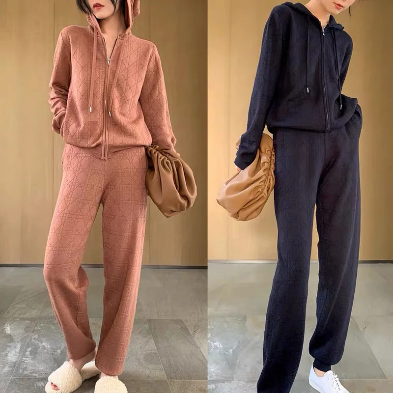 2 Piece Sets Womens Outfits Women Diamond Lattice Knitted Solid Hoodes Zipper Cardigan Sweater + Knitted Pants Leisure Female
2 Piece Sets Womens Outfits Women Diamond Lattice Knitted Solid Hoodes Zipper Cardigan Sweater + Knitted Pants Leisure Female