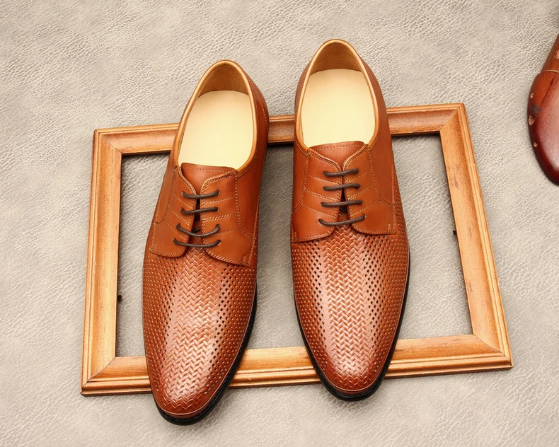 Men's Shoes
Men's Shoes