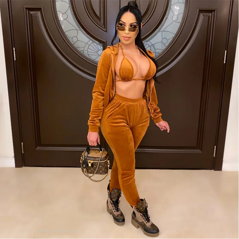 Женский спортивный костюм из трех предметов, однотонный флисовый костюм на бретельках с цепочкой, Осень-зима 2020 
Женский спортивный костюм из трех предметов, однотонный флисовый костюм на бретельках с цепочкой, Осень-зима 2020