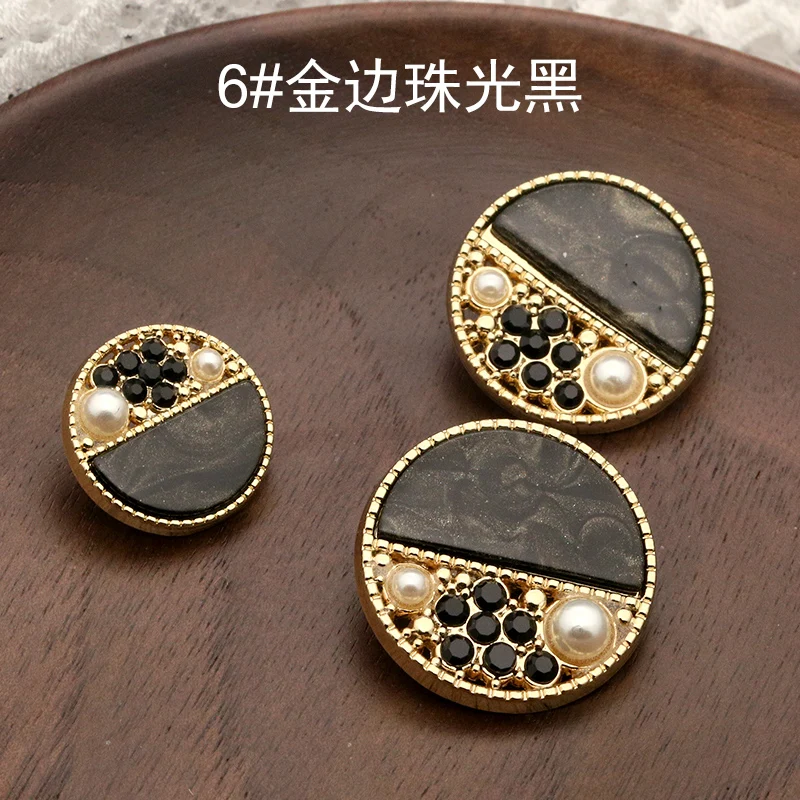 6pcs Decor Sewing Metal Pearl Gold Black Jeans Big Flower Buttons for Clothing Craft Sewing Needlework Cheap High Quality 20mm 
6pcs Decor Sewing Metal Pearl Gold Black Jeans Big Flower Buttons for Clothing Craft Sewing Needlework Cheap High Quality 20mm