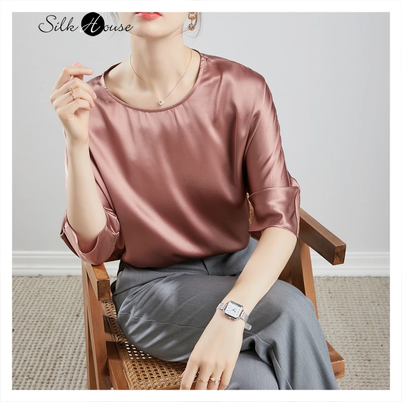 Женская шелковая атласная свободная футболка, топ из шелка тутового шелкопряда с круглым вырезом и пятью рукавами, новинка 2021
Женская шелковая атласная свободная футболка, топ из шелка тутового шелкопряда с круглым вырезом и пятью рукавами, новинка 2021